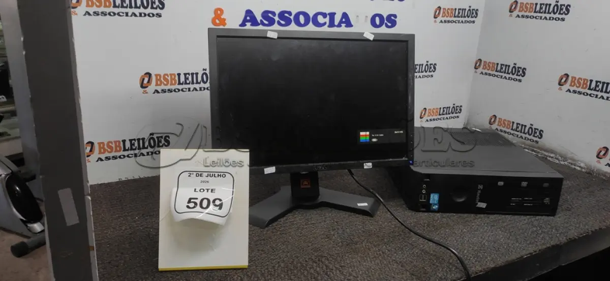 LOTE 509 - 01 MONITOR MARCA DELL E 01 CPU MARCA ITAUTEC. (NO ESTADO) ATENÇÃO! FAZER A VISITAÇÃO ANTES DE ARREMATAR, NÃO SABEMOS SE FUNCIONA, LEILÃO NÃO TEM GARANTIA E NEM DEVOLUÇÃO, SUJEITO A POSSÍVEIS AVARIAS VISÍVEIS/OCULTAS E/OU AUSÊNCIA DE COMPONENTES.