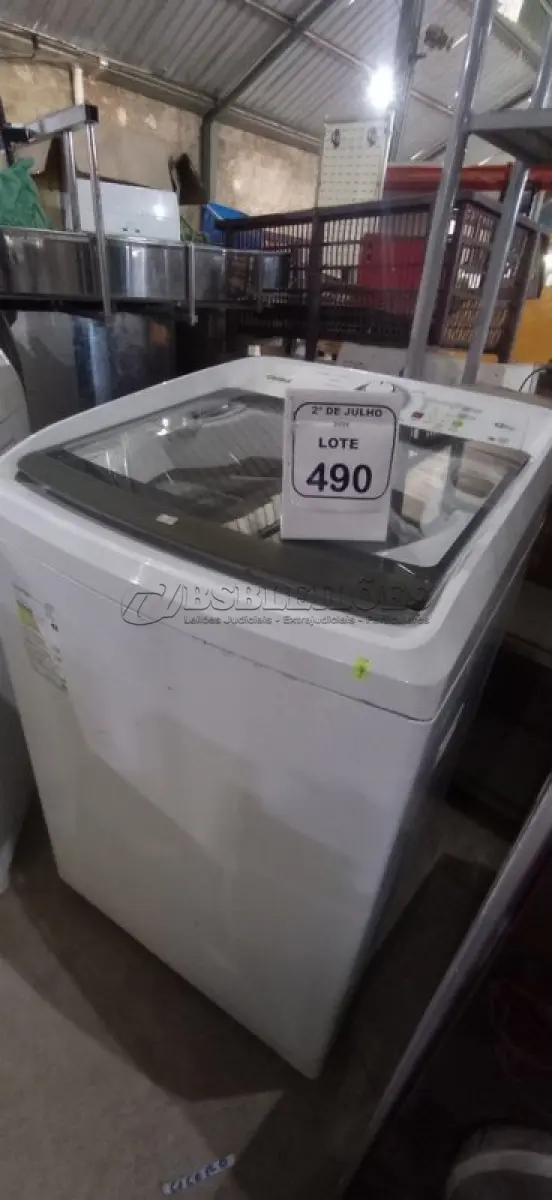 LOTE 490 - 01 MÁQUINA DE LAVAR 220V 12KG MARCA CONSUL. (NO ESTADO) ATENÇÃO! FAZER A VISITAÇÃO ANTES DE ARREMATAR, NÃO SABEMOS SE FUNCIONA, LEILÃO NÃO TEM GARANTIA E NEM DEVOLUÇÃO, SUJEITO A POSSÍVEIS AVARIAS VISÍVEIS/OCULTAS E/OU AUSÊNCIA DE COMPONENTES.