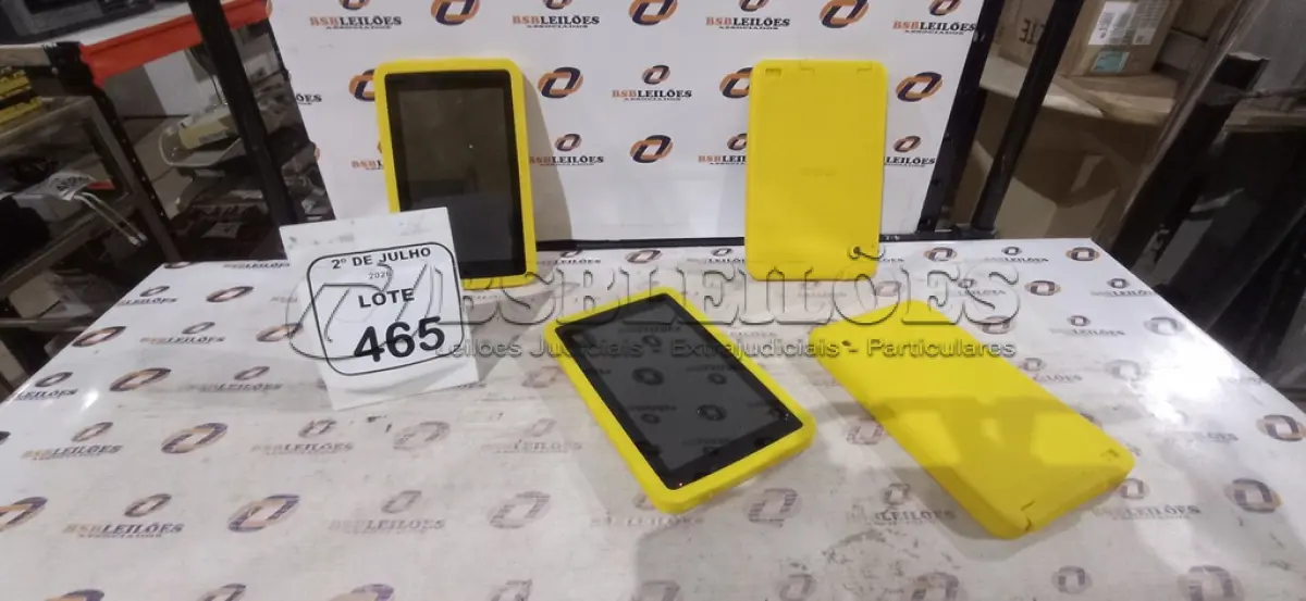 LOTE 465 - 04 TABLETS MARCA CCE. (NO ESTADO) ATENÇÃO! FAZER A VISITAÇÃO ANTES DE ARREMATAR, NÃO SABEMOS SE FUNCIONA, LEILÃO NÃO TEM GARANTIA E NEM DEVOLUÇÃO, SUJEITO A POSSÍVEIS AVARIAS VISÍVEIS/OCULTAS E/OU AUSÊNCIA DE COMPONENTES.