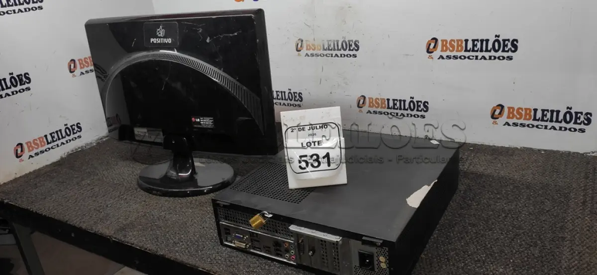 LOTE 531 - 01 MONITOR MARCA POSITIVO E 01 CPU MARCA ITAUTEC . (NO ESTADO) ATENÇÃO! FAZER A VISITAÇÃO ANTES DE ARREMATAR, NÃO SABEMOS SE FUNCIONA, LEILÃO NÃO TEM GARANTIA E NEM DEVOLUÇÃO, SUJEITO A POSSÍVEIS AVARIAS VISÍVEIS/OCULTAS E/OU AUSÊNCIA DE COMPONENTES.