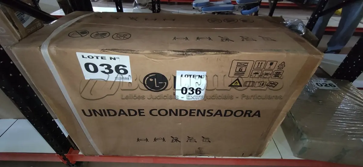 LOTE 036 - 01 CONDENSADORA AR CONDICIONADO LG DUAL INVERTER VOICE +AI 18.000 BTU'S - 220V (NO ESTADO, NÃO SABEMOS SE FUNCIONA. LEILÃO NÃO TEM GARANTIA E NEM DEVOLUÇÃO, SUJEITO A POSSÍVEIS AVARIAS VISÍVEIS/OCULTAS E/OU AUSÊNCIA DE COMPONENTES)