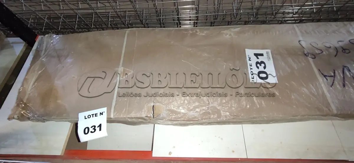 LOTE 031 - 01 ARMÁRIO AÉREO ANDREIA 1,60 (NO ESTADO, NÃO SABEMOS SE FUNCIONA. LEILÃO NÃO TEM GARANTIA E NEM DEVOLUÇÃO, SUJEITO A POSSÍVEIS AVARIAS VISÍVEIS/OCULTAS E/OU AUSÊNCIA DE COMPONENTES)