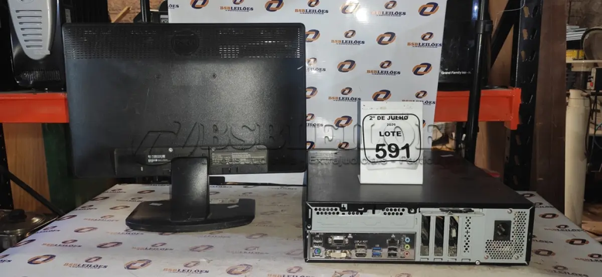 LOTE 591 - 01 MONITOR MARCA DELL E 01 CPU MARCA SAMSUNG. (NO ESTADO) ATENÇÃO! FAZER A VISITAÇÃO ANTES DE ARREMATAR, NÃO SABEMOS SE FUNCIONA, LEILÃO NÃO TEM GARANTIA E NEM DEVOLUÇÃO, SUJEITO A POSSÍVEIS AVARIAS VISÍVEIS/OCULTAS E/OU AUSÊNCIA DE COMPONENTES.