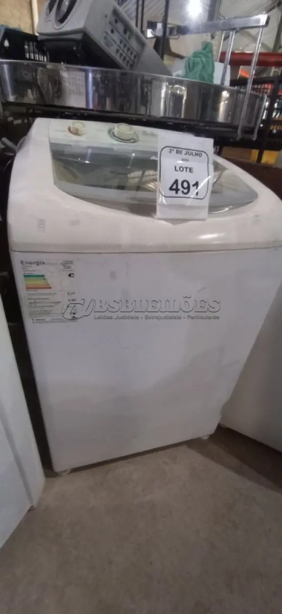 LOTE 491 - 01 MÁQUINA DE LAVAR 220V 11KG MARCA CONSUL. (NO ESTADO) ATENÇÃO! FAZER A VISITAÇÃO ANTES DE ARREMATAR, NÃO SABEMOS SE FUNCIONA, LEILÃO NÃO TEM GARANTIA E NEM DEVOLUÇÃO, SUJEITO A POSSÍVEIS AVARIAS VISÍVEIS/OCULTAS E/OU AUSÊNCIA DE COMPONENTES.
