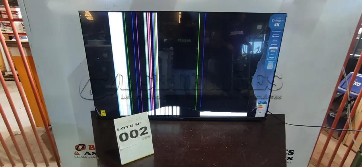 LOTE 002 - 01 SMART TV PHILIPS 50" DLED 4K UHD 50PUG7408 (NO ESTADO, NÃO SABEMOS SE FUNCIONA. LEILÃO NÃO TEM GARANTIA E NEM DEVOLUÇÃO, SUJEITO A POSSÍVEIS AVARIAS VISÍVEIS/OCULTAS E/OU AUSÊNCIA DE COMPONENTES)