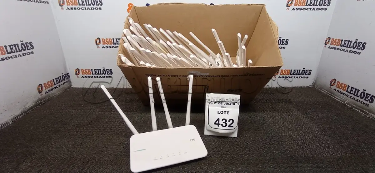 LOTE 432 - 15 LOTES COM VÁRIOS ROTEADORES MARCA ZTE. (NO ESTADO) ATENÇÃO! FAZER A VISITAÇÃO ANTES DE ARREMATAR, NÃO SABEMOS SE FUNCIONA, LEILÃO NÃO TEM GARANTIA E NEM DEVOLUÇÃO, SUJEITO A POSSÍVEIS AVARIAS VISÍVEIS/OCULTAS E/OU AUSÊNCIA DE COMPONENTES.