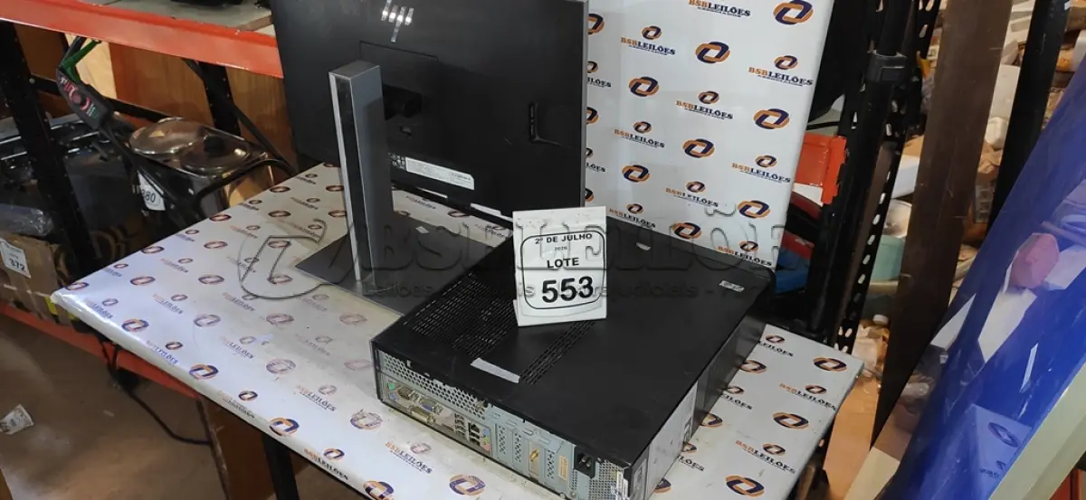 LOTE 553 - 01 MONITOR MARCA HP E 01 CPU MARCA ITAUTEC. (NO ESTADO) ATENÇÃO! FAZER A VISITAÇÃO ANTES DE ARREMATAR, NÃO SABEMOS SE FUNCIONA, LEILÃO NÃO TEM GARANTIA E NEM DEVOLUÇÃO, SUJEITO A POSSÍVEIS AVARIAS VISÍVEIS/OCULTAS E/OU AUSÊNCIA DE COMPONENTES.