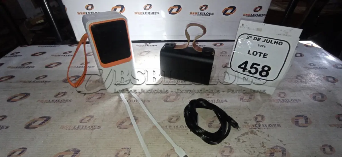 LOTE 458 - 02 POWER BANK. (NO ESTADO) ATENÇÃO! FAZER A VISITAÇÃO ANTES DE ARREMATAR, NÃO SABEMOS SE FUNCIONA, LEILÃO NÃO TEM GARANTIA E NEM DEVOLUÇÃO, SUJEITO A POSSÍVEIS AVARIAS VISÍVEIS/OCULTAS E/OU AUSÊNCIA DE COMPONENTES.