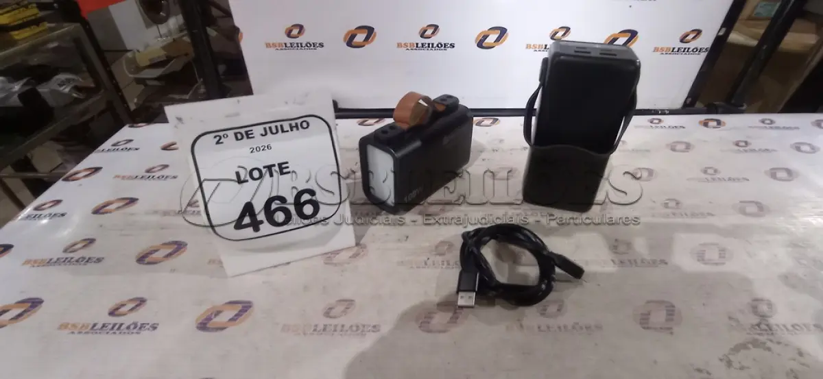LOTE 466 - 02 POWER BANK. (NO ESTADO) ATENÇÃO! FAZER A VISITAÇÃO ANTES DE ARREMATAR, NÃO SABEMOS SE FUNCIONA, LEILÃO NÃO TEM GARANTIA E NEM DEVOLUÇÃO, SUJEITO A POSSÍVEIS AVARIAS VISÍVEIS/OCULTAS E/OU AUSÊNCIA DE COMPONENTES.