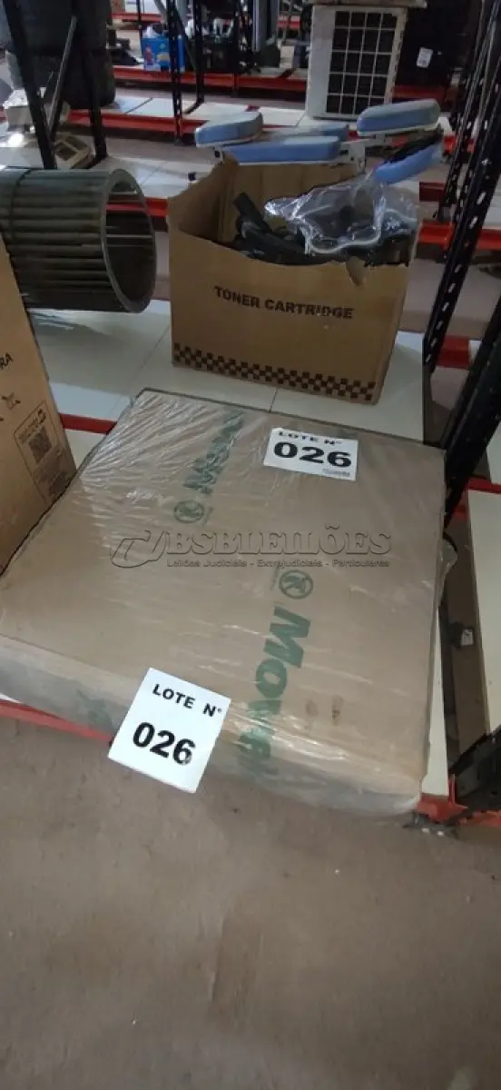 LOTE 026 - 01 CABECEIRA MALIBU PARA CAMA BOX CASAL 140 CM (NO ESTADO, NÃO SABEMOS SE FUNCIONA. LEILÃO NÃO TEM GARANTIA E NEM DEVOLUÇÃO, SUJEITO A POSSÍVEIS AVARIAS VISÍVEIS/OCULTAS E/OU AUSÊNCIA DE COMPONENTES)