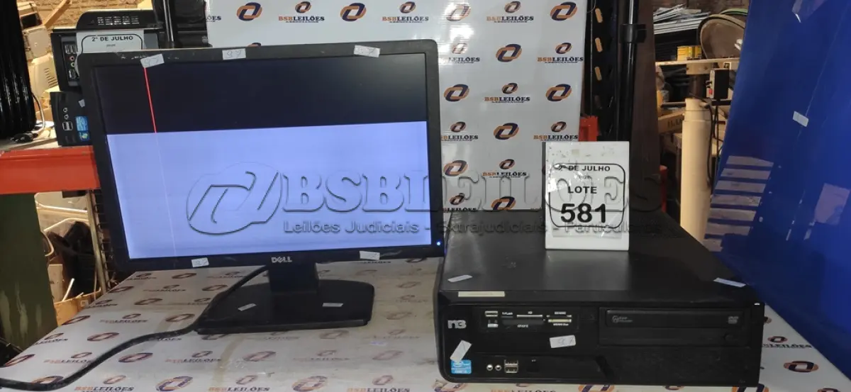 LOTE 581 - 01 MONITOR MARCA DELL E 01 CPU MARCA SAMSUNG. (NO ESTADO) ATENÇÃO! FAZER A VISITAÇÃO ANTES DE ARREMATAR, NÃO SABEMOS SE FUNCIONA, LEILÃO NÃO TEM GARANTIA E NEM DEVOLUÇÃO, SUJEITO A POSSÍVEIS AVARIAS VISÍVEIS/OCULTAS E/OU AUSÊNCIA DE COMPONENTES.