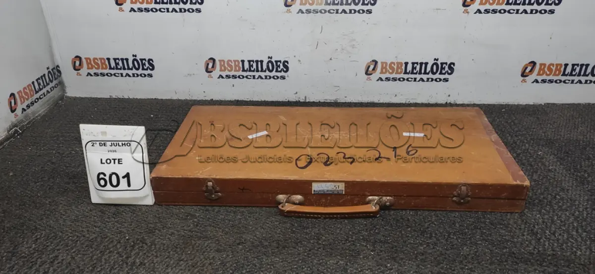 LOTE 601 - 01 PENETRÔMETRO DE SOLO. (NO ESTADO) ATENÇÃO! FAZER A VISITAÇÃO ANTES DE ARREMATAR, NÃO SABEMOS SE FUNCIONA, LEILÃO NÃO TEM GARANTIA E NEM DEVOLUÇÃO, SUJEITO A POSSÍVEIS AVARIAS VISÍVEIS/OCULTAS E/OU AUSÊNCIA DE COMPONENTES.