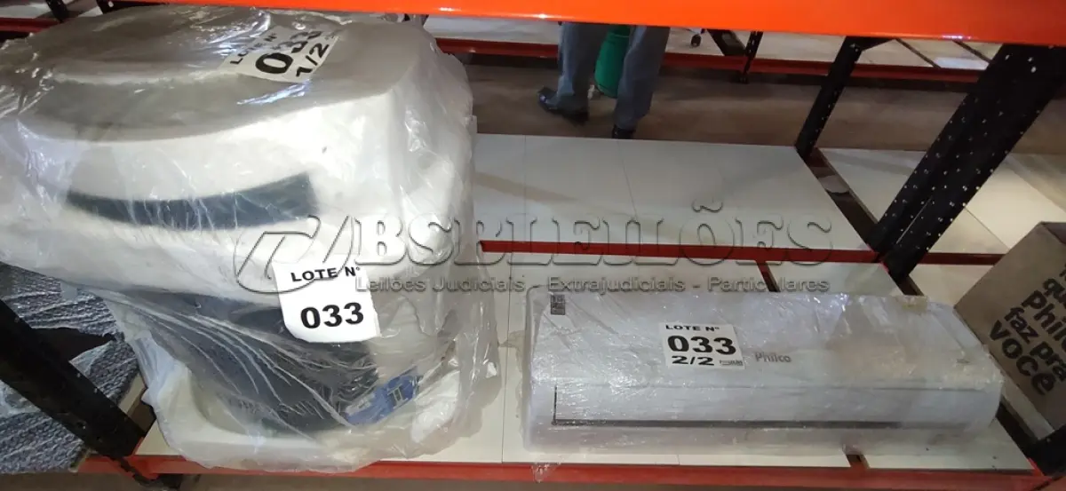 LOTE 033 - 01 KIT AR CONDICIONADO SPLIT HI WALL - INVERTER R-32 - PHILCO - 18.000 BTUS - 220V (NO ESTADO, NÃO SABEMOS SE FUNCIONA. LEILÃO NÃO TEM GARANTIA E NEM DEVOLUÇÃO, SUJEITO A POSSÍVEIS AVARIAS VISÍVEIS/OCULTAS E/OU AUSÊNCIA DE COMPONENTES)