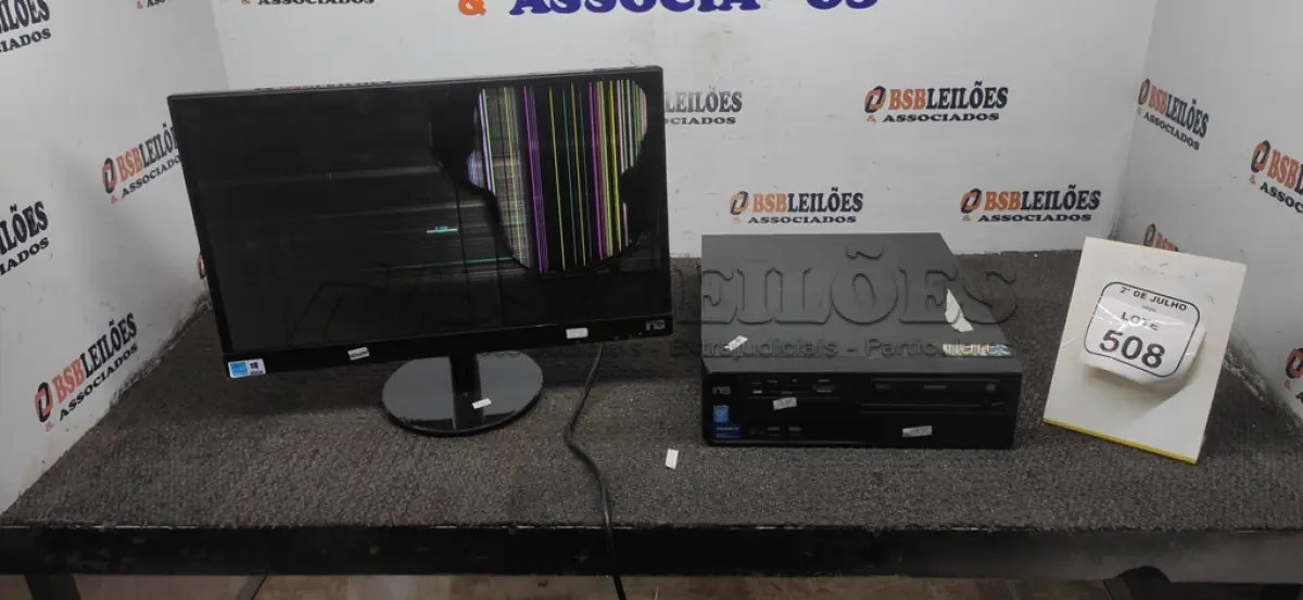 LOTE 508 - 01 MONITOR MARCA AOC E 01 CPU MARCA SAMSUNG. (NO ESTADO) ATENÇÃO! FAZER A VISITAÇÃO ANTES DE ARREMATAR, NÃO SABEMOS SE FUNCIONA, LEILÃO NÃO TEM GARANTIA E NEM DEVOLUÇÃO, SUJEITO A POSSÍVEIS AVARIAS VISÍVEIS/OCULTAS E/OU AUSÊNCIA DE COMPONENTES.