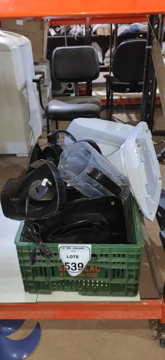 LOTE 539 - 01 LOTE COM PEÇAS DE ELETRODOMÉSTICOS DIVERSAS. (NO ESTADO) ATENÇÃO! FAZER A VISITAÇÃO ANTES DE ARREMATAR, NÃO SABEMOS SE FUNCIONA, LEILÃO NÃO TEM GARANTIA E NEM DEVOLUÇÃO, SUJEITO A POSSÍVEIS AVARIAS VISÍVEIS/OCULTAS E/OU AUSÊNCIA DE COMPONENTES.