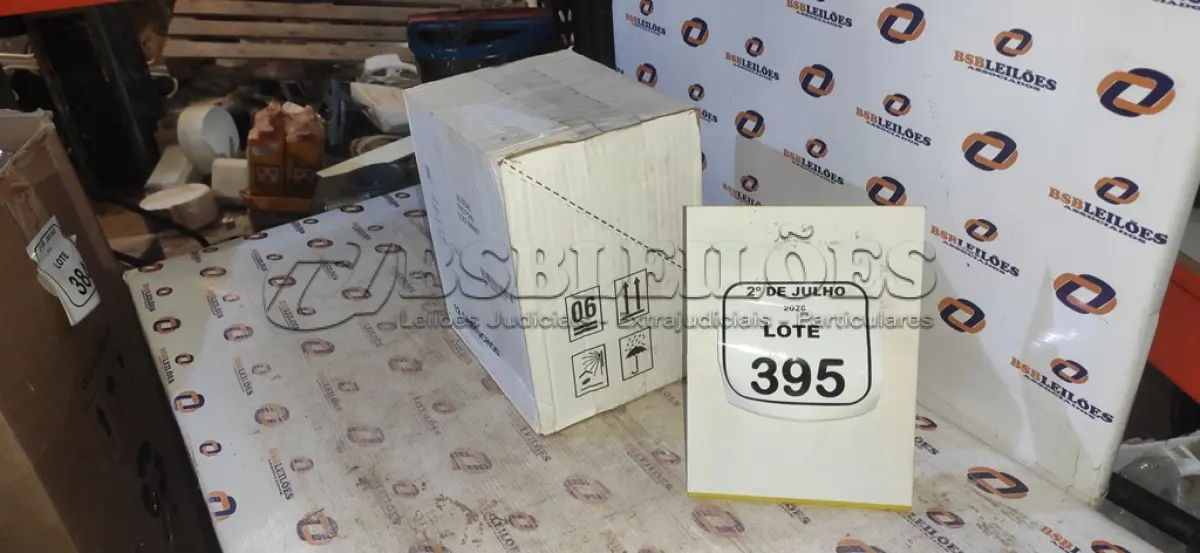 LOTE 395 - 12 ADESIVOS/SELANTE PU 40 230ML CADA. (NO ESTADO) ATENÇÃO! FAZER A VISITAÇÃO ANTES DE ARREMATAR, NÃO SABEMOS SE FUNCIONA, LEILÃO NÃO TEM GARANTIA E NEM DEVOLUÇÃO, SUJEITO A POSSÍVEIS AVARIAS VISÍVEIS/OCULTAS E/OU AUSÊNCIA DE COMPONENTES.