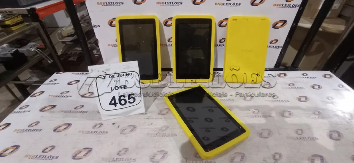 LOTE 465 - 04 TABLETS MARCA CCE. (NO ESTADO) ATENÇÃO! FAZER A VISITAÇÃO ANTES DE ARREMATAR, NÃO SABEMOS SE FUNCIONA, LEILÃO NÃO TEM GARANTIA E NEM DEVOLUÇÃO, SUJEITO A POSSÍVEIS AVARIAS VISÍVEIS/OCULTAS E/OU AUSÊNCIA DE COMPONENTES.