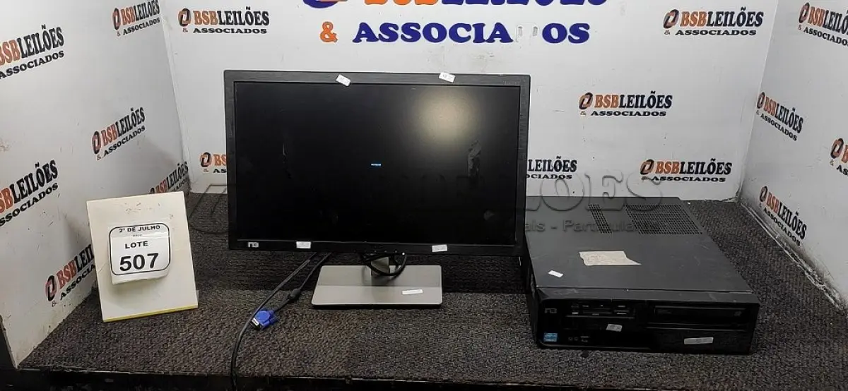 LOTE 507 - 01 MONITOR MARCA AOC E 01 CPU MARCA SAMSUNG. (NO ESTADO) ATENÇÃO! FAZER A VISITAÇÃO ANTES DE ARREMATAR, NÃO SABEMOS SE FUNCIONA, LEILÃO NÃO TEM GARANTIA E NEM DEVOLUÇÃO, SUJEITO A POSSÍVEIS AVARIAS VISÍVEIS/OCULTAS E/OU AUSÊNCIA DE COMPONENTES.