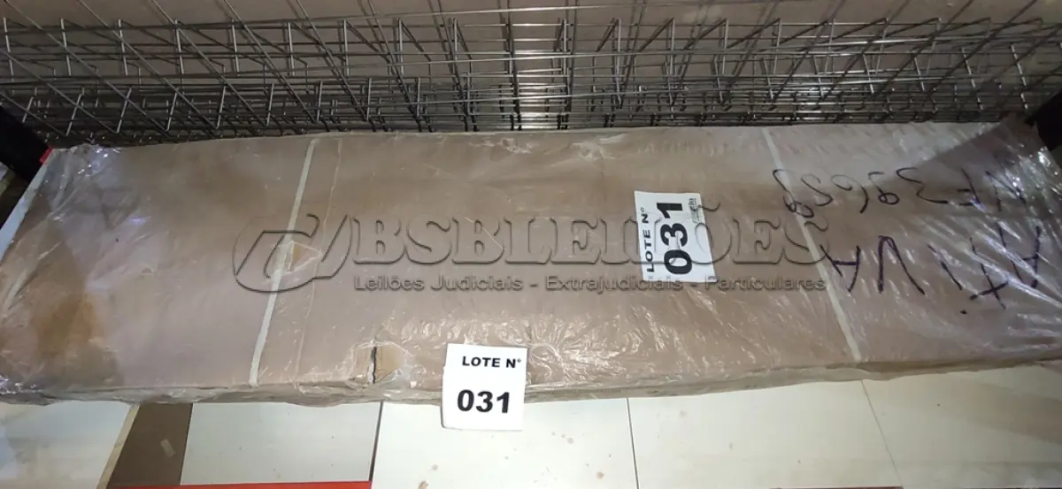 LOTE 031 - 01 ARMÁRIO AÉREO ANDREIA 1,60 (NO ESTADO, NÃO SABEMOS SE FUNCIONA. LEILÃO NÃO TEM GARANTIA E NEM DEVOLUÇÃO, SUJEITO A POSSÍVEIS AVARIAS VISÍVEIS/OCULTAS E/OU AUSÊNCIA DE COMPONENTES)