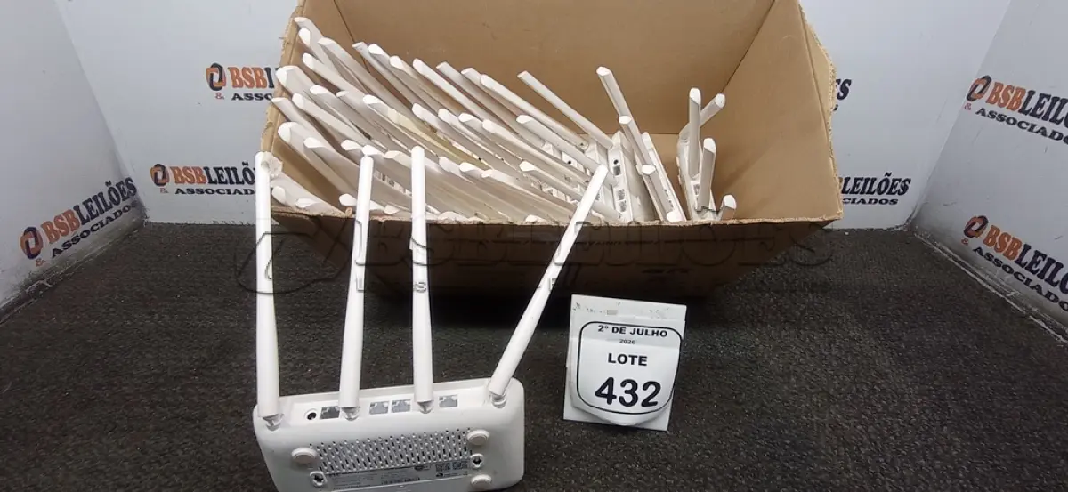 LOTE 432 - 15 LOTES COM VÁRIOS ROTEADORES MARCA ZTE. (NO ESTADO) ATENÇÃO! FAZER A VISITAÇÃO ANTES DE ARREMATAR, NÃO SABEMOS SE FUNCIONA, LEILÃO NÃO TEM GARANTIA E NEM DEVOLUÇÃO, SUJEITO A POSSÍVEIS AVARIAS VISÍVEIS/OCULTAS E/OU AUSÊNCIA DE COMPONENTES.