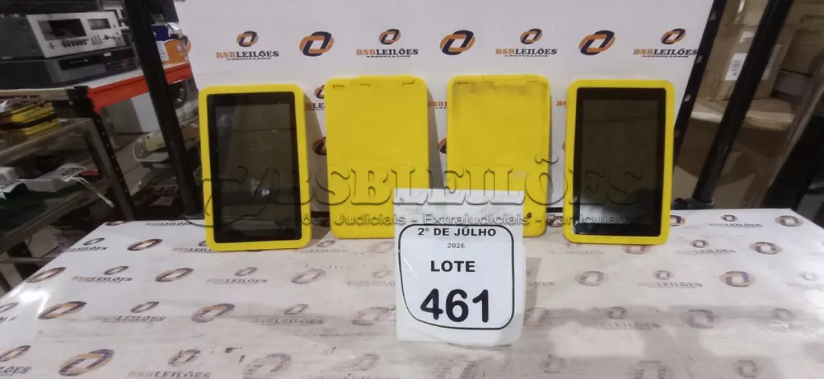 LOTE 461 - 04 TABLETS MARCA CCE. (NO ESTADO) ATENÇÃO! FAZER A VISITAÇÃO ANTES DE ARREMATAR, NÃO SABEMOS SE FUNCIONA, LEILÃO NÃO TEM GARANTIA E NEM DEVOLUÇÃO, SUJEITO A POSSÍVEIS AVARIAS VISÍVEIS/OCULTAS E/OU AUSÊNCIA DE COMPONENTES.