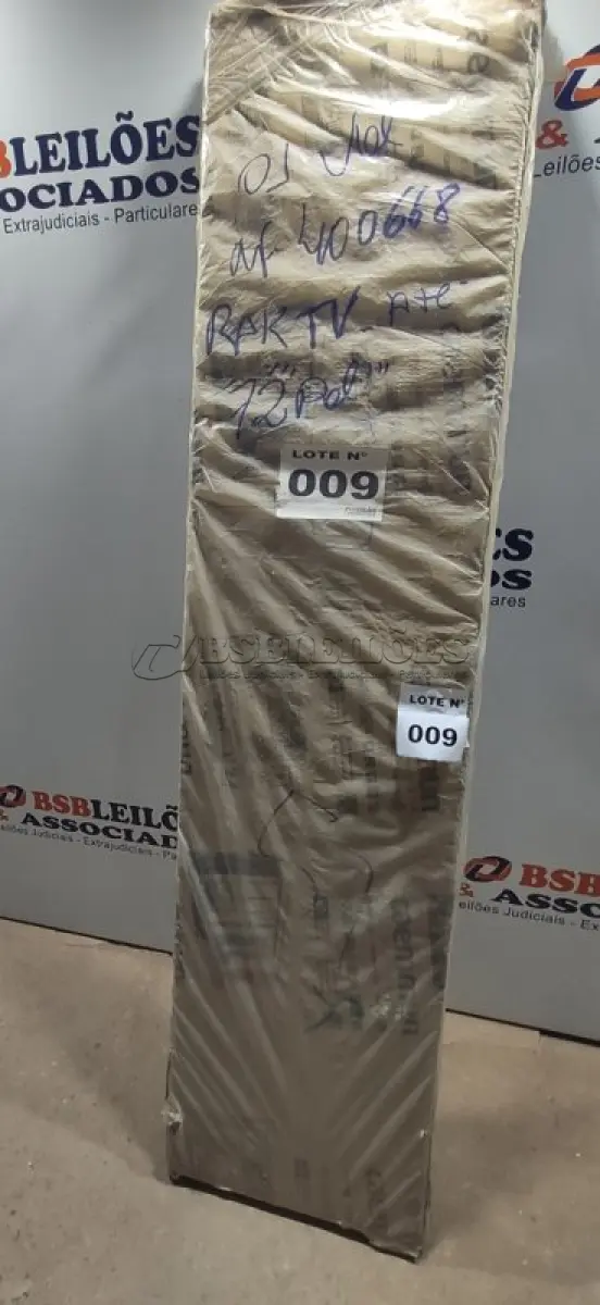 LOTE 009 - 01 RACK TV 72 TANNEN CAEMMUN FREIJO/OFFWHITE (NO ESTADO, NÃO SABEMOS SE FUNCIONA. LEILÃO NÃO TEM GARANTIA E NEM DEVOLUÇÃO, SUJEITO A POSSÍVEIS AVARIAS VISÍVEIS/OCULTAS E/OU AUSÊNCIA DE COMPONENTES)