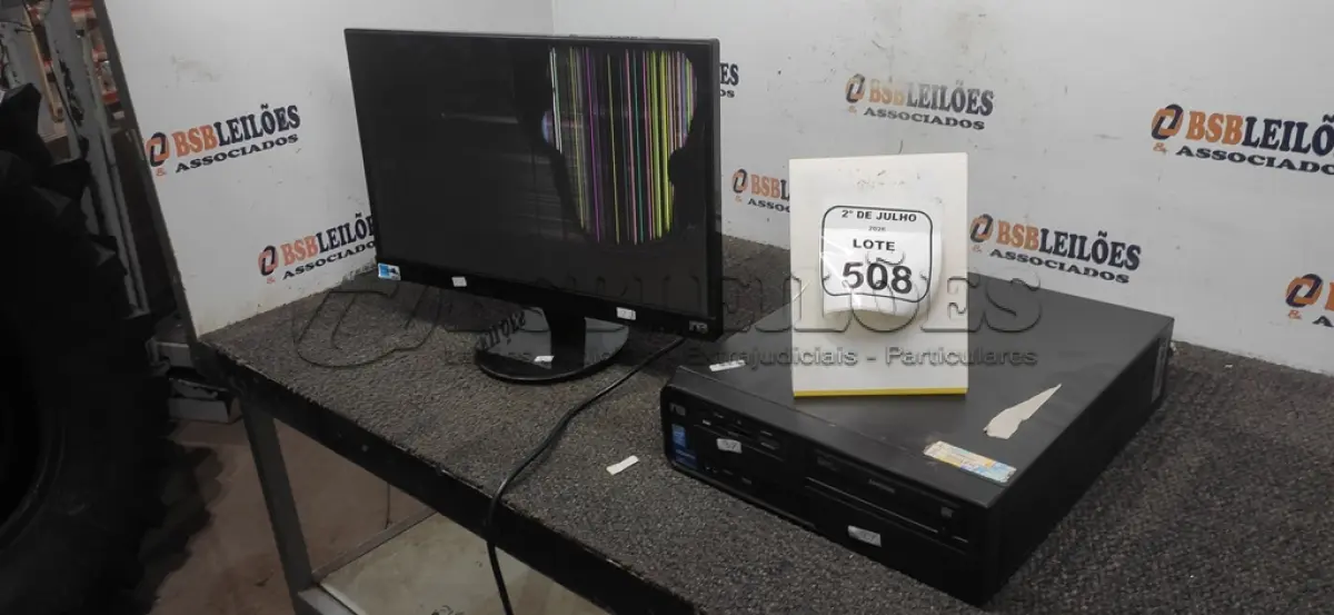LOTE 508 - 01 MONITOR MARCA AOC E 01 CPU MARCA SAMSUNG. (NO ESTADO) ATENÇÃO! FAZER A VISITAÇÃO ANTES DE ARREMATAR, NÃO SABEMOS SE FUNCIONA, LEILÃO NÃO TEM GARANTIA E NEM DEVOLUÇÃO, SUJEITO A POSSÍVEIS AVARIAS VISÍVEIS/OCULTAS E/OU AUSÊNCIA DE COMPONENTES.