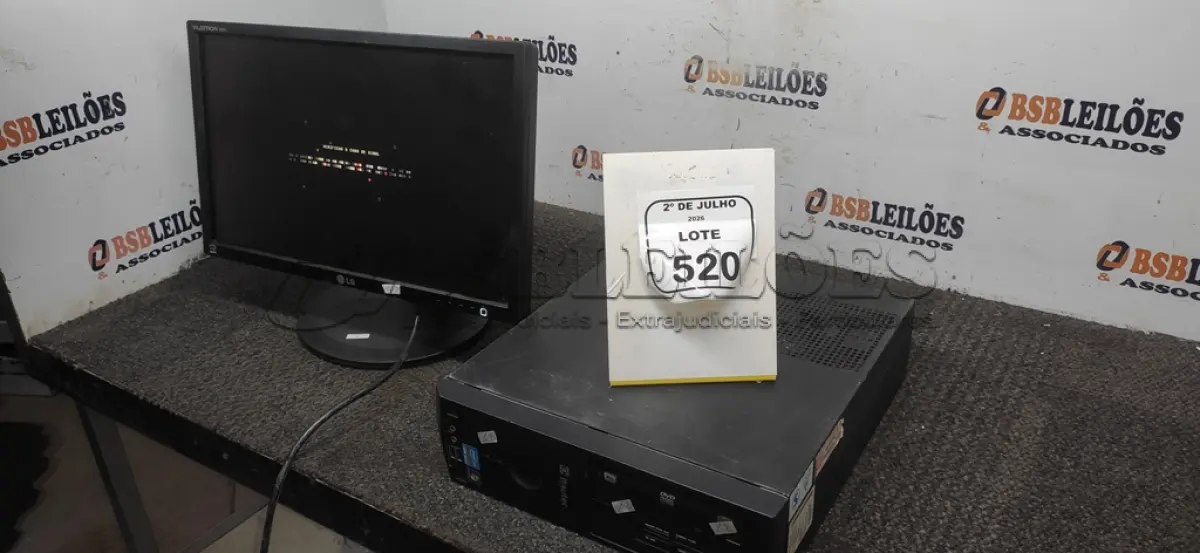 LOTE 520 - 01 MONITOR MARCA LG E 01 CPU MARCA ITAUTEC. (NO ESTADO) ATENÇÃO! FAZER A VISITAÇÃO ANTES DE ARREMATAR, NÃO SABEMOS SE FUNCIONA, LEILÃO NÃO TEM GARANTIA E NEM DEVOLUÇÃO, SUJEITO A POSSÍVEIS AVARIAS VISÍVEIS/OCULTAS E/OU AUSÊNCIA DE COMPONENTES.