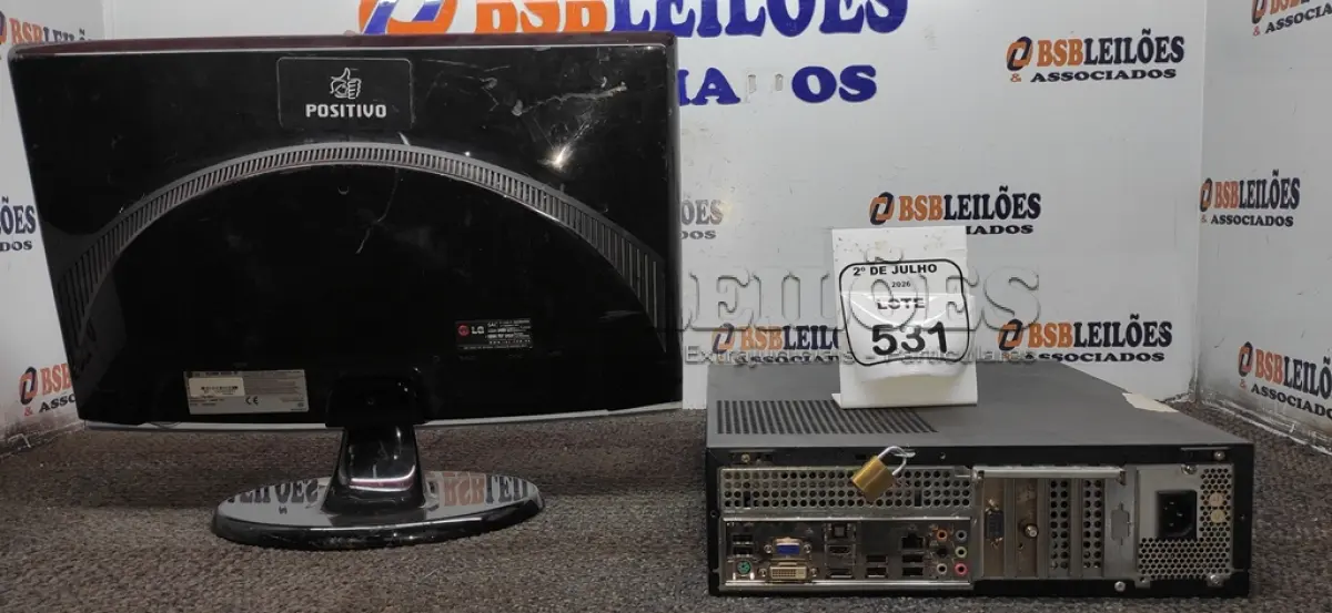 LOTE 531 - 01 MONITOR MARCA POSITIVO E 01 CPU MARCA ITAUTEC . (NO ESTADO) ATENÇÃO! FAZER A VISITAÇÃO ANTES DE ARREMATAR, NÃO SABEMOS SE FUNCIONA, LEILÃO NÃO TEM GARANTIA E NEM DEVOLUÇÃO, SUJEITO A POSSÍVEIS AVARIAS VISÍVEIS/OCULTAS E/OU AUSÊNCIA DE COMPONENTES.