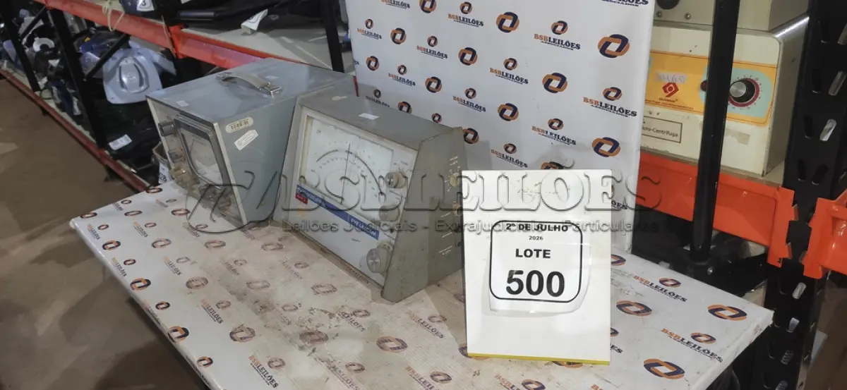 LOTE 500 - 01 MEDIDOR DE POTÊNCIA E 01 MEDIDOR DE PH. (NO ESTADO) ATENÇÃO! FAZER A VISITAÇÃO ANTES DE ARREMATAR, NÃO SABEMOS SE FUNCIONA, LEILÃO NÃO TEM GARANTIA E NEM DEVOLUÇÃO, SUJEITO A POSSÍVEIS AVARIAS VISÍVEIS/OCULTAS E/OU AUSÊNCIA DE COMPONENTES.