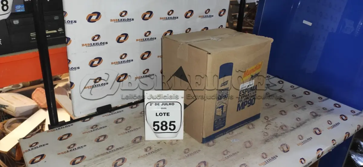 LOTE 585 - 12 LATAS DE ESPUMA EXPANSIVA DE POLIURETANO MP90 DE 500ML CADA MARCA MUNDIAL PRIME. (NO ESTADO) ATENÇÃO! FAZER A VISITAÇÃO ANTES DE ARREMATAR, NÃO SABEMOS SE FUNCIONA, LEILÃO NÃO TEM GARANTIA E NEM DEVOLUÇÃO, SUJEITO A POSSÍVEIS AVARIAS VISÍVEIS/OCULTAS E/OU AUSÊNCIA DE COMPONENTES.