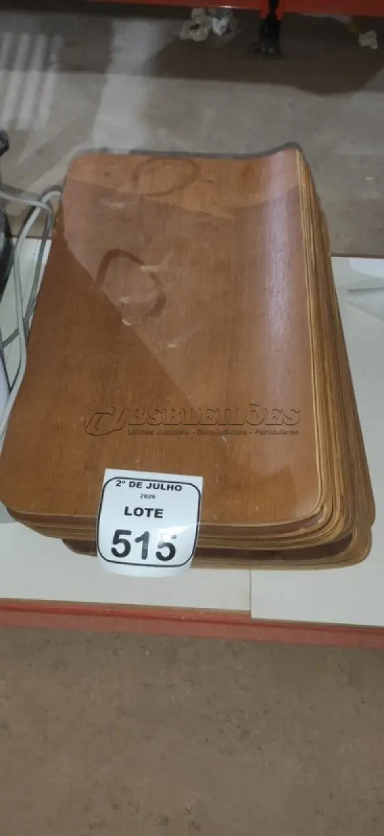 LOTE 515 - 20 PLACAS DE MADEIRA. (NO ESTADO) ATENÇÃO! FAZER A VISITAÇÃO ANTES DE ARREMATAR, NÃO SABEMOS SE FUNCIONA, LEILÃO NÃO TEM GARANTIA E NEM DEVOLUÇÃO, SUJEITO A POSSÍVEIS AVARIAS VISÍVEIS/OCULTAS E/OU AUSÊNCIA DE COMPONENTES.