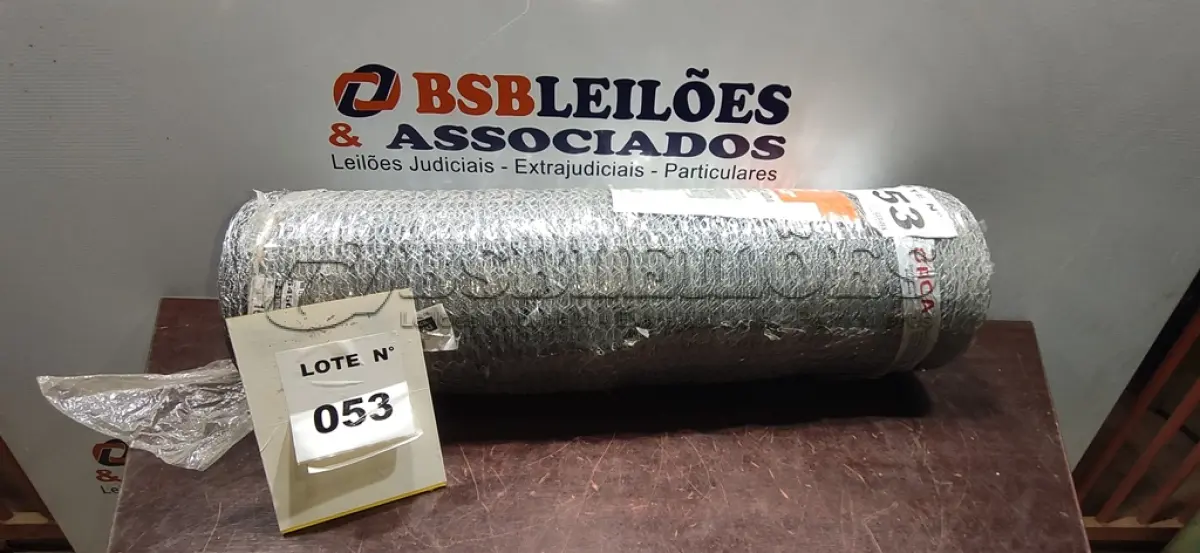 LOTE 053 - 01 TELA VIVEIRO 1/2 0,80X50METROS - FIO 26 RINO AGRO (NO ESTADO, NÃO SABEMOS SE FUNCIONA. LEILÃO NÃO TEM GARANTIA E NEM DEVOLUÇÃO, SUJEITO A POSSÍVEIS AVARIAS VISÍVEIS/OCULTAS E/OU AUSÊNCIA DE COMPONENTES)