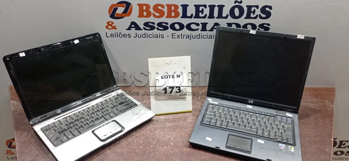 LOTE 173 -  02 NOTEBOOKS HP SEM FONTE. (NO ESTADO, NÃO SABEMOS SE FUNCIONA. LEILÃO NÃO TEM GARANTIA E NEM DEVOLUÇÃO, SUJEITO A POSSÍVEIS AVARIAS VISÍVEIS/OCULTAS E/OU AUSÊNCIA DE COMPONENTES)