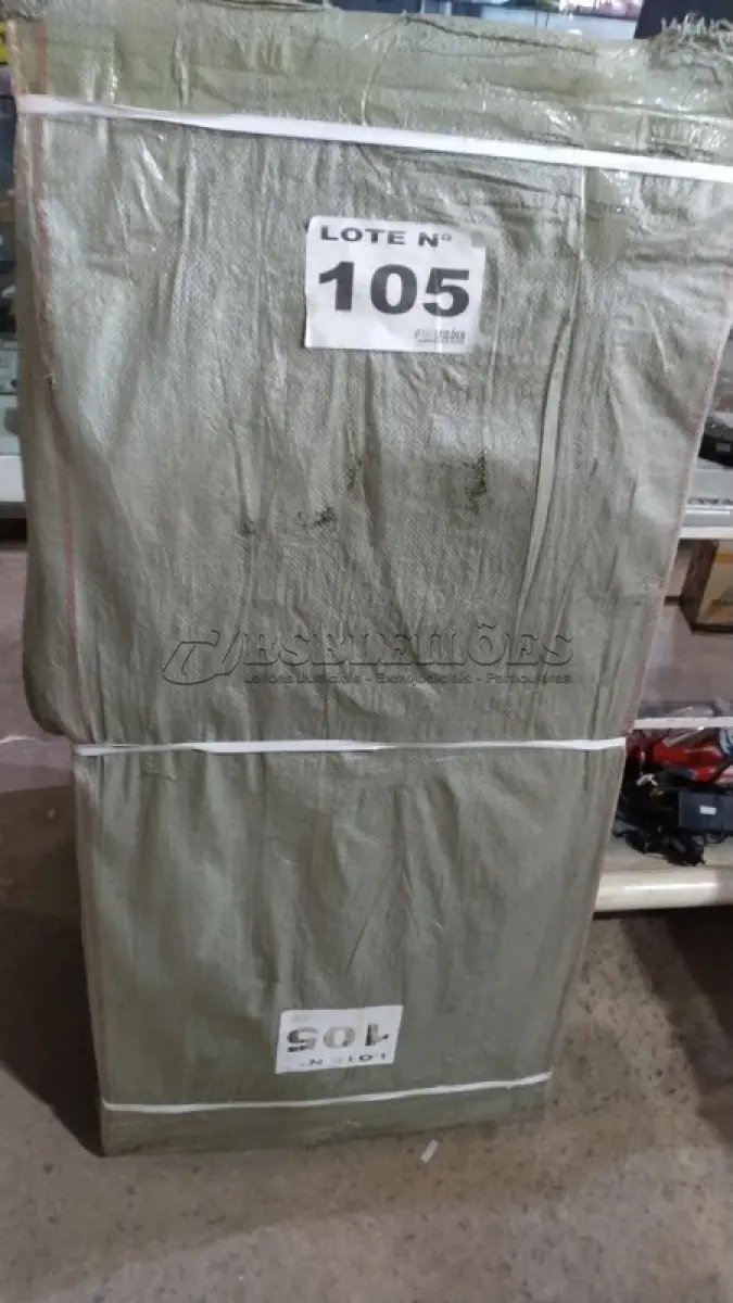 LOTE 105 - 01 ESTEIRA ELÉTRICA KNAKASAKI 110V C/ CONTROLE (NO ESTADO, NÃO SABEMOS SE FUNCIONA. LEILÃO NÃO TEM GARANTIA E NEM DEVOLUÇÃO, SUJEITO A POSSÍVEIS AVARIAS VISÍVEIS/OCULTAS E/OU AUSÊNCIA DE COMPONENTES)