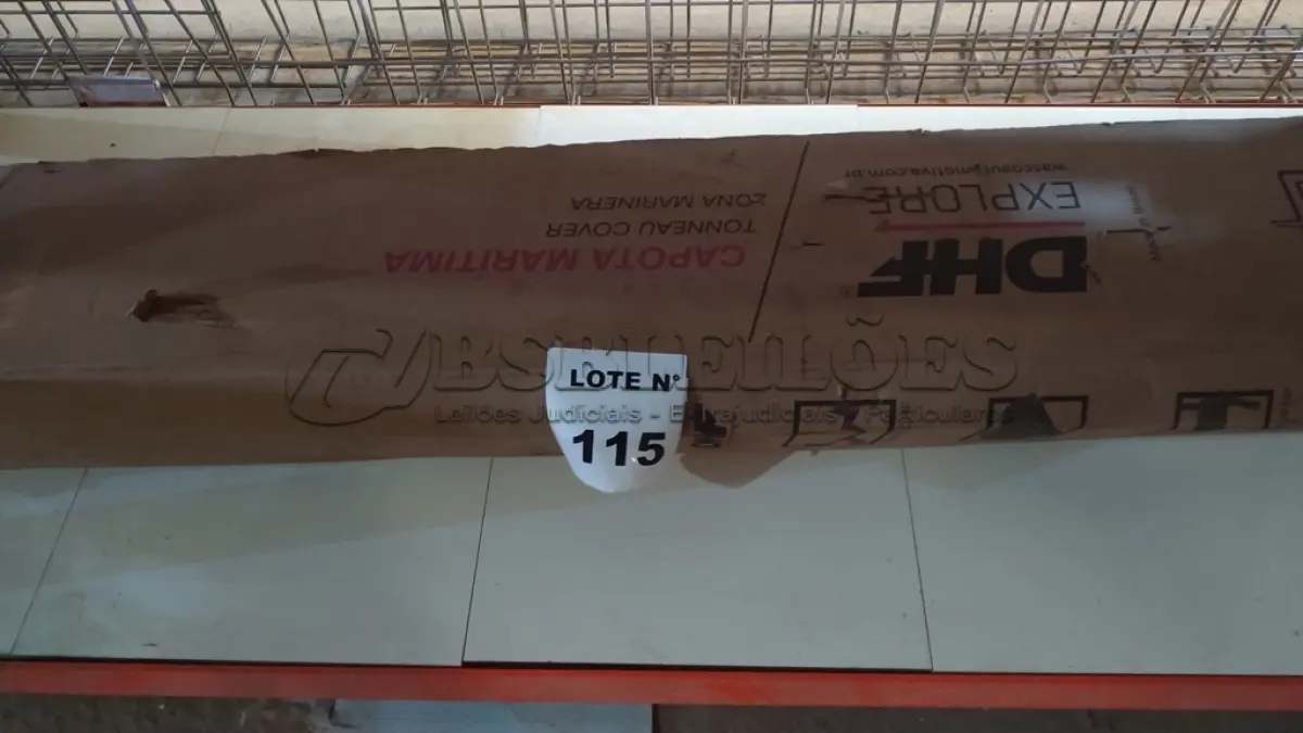 LOTE 115 - 01 CAPOTA MARÍTIMA PARA PICK-UP. (NO ESTADO, NÃO SABEMOS SE FUNCIONA. LEILÃO NÃO TEM GARANTIA E NEM DEVOLUÇÃO, SUJEITO A POSSÍVEIS AVARIAS VISÍVEIS/OCULTAS E/OU AUSÊNCIA DE COMPONENTES)