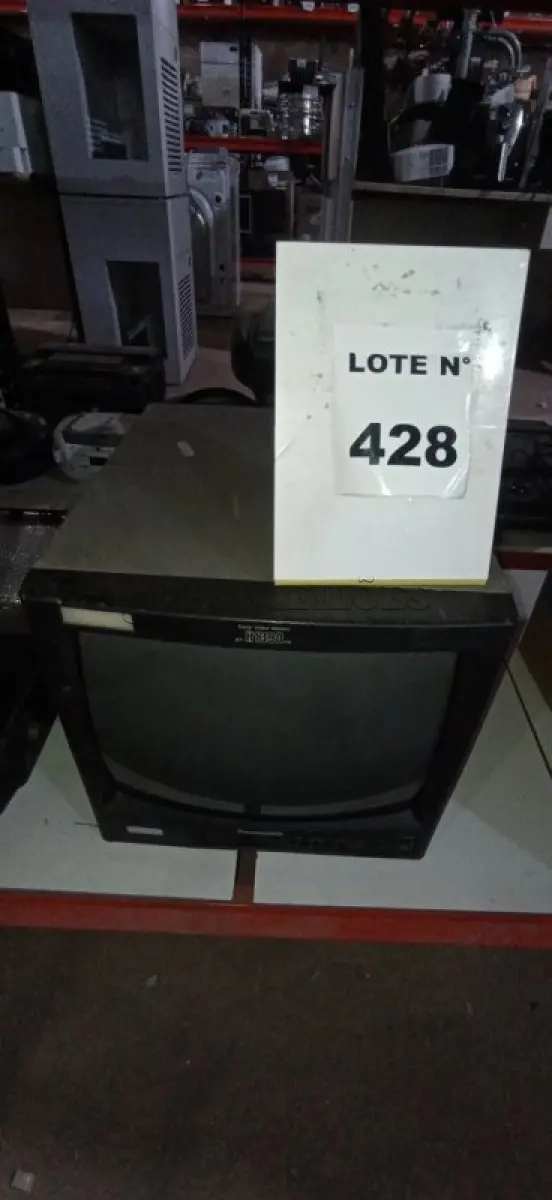 LOTE 428 -  01 MONITOR DE VÍDEO PANASONIC.  (NO ESTADO) ATENÇÃO! FAZER A VISITAÇÃO ANTES DE ARREMATAR, NÃO SABEMOS SE FUNCIONA, LEILÃO NÃO TEM GARANTIA E NEM DEVOLUÇÃO, SUJEITO A POSSÍVEIS AVARIAS VISÍVEIS/OCULTAS E/OU AUSÊNCIA DE COMPONENTES.