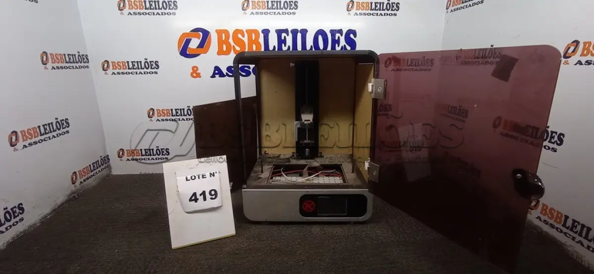 LOTE 419 - 01 IMPRESSORA 3D PARA RETIRADA DE PEÇAS. (NO ESTADO) ATENÇÃO! FAZER A VISITAÇÃO ANTES DE ARREMATAR, NÃO SABEMOS SE FUNCIONA, LEILÃO NÃO TEM GARANTIA E NEM DEVOLUÇÃO, SUJEITO A POSSÍVEIS AVARIAS VISÍVEIS/OCULTAS E/OU AUSÊNCIA DE COMPONENTES.