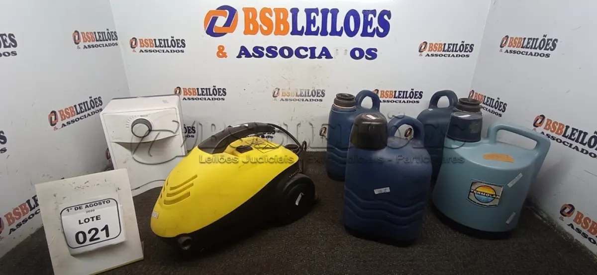 LOTE 021 - 01 PURIFICADOR DE ÁGUA, 01 MÁQUINA DE ALTA PRESSÃO E 03 GARRAFAS TÉRMICAS. (NO ESTADO) ATENÇÃO! FAZER A VISITAÇÃO ANTES DE ARREMATAR, NÃO SABEMOS SE FUNCIONA, LEILÃO NÃO TEM GARANTIA E NEM DEVOLUÇÃO, SUJEITO A POSSÍVEIS AVARIAS VISÍVEIS/OCULTAS E/OU AUSÊNCIA DE COMPONENTES.