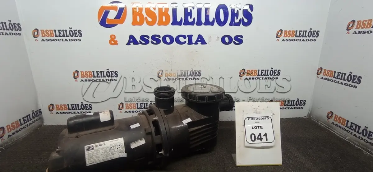 LOTE 041 - 01 BOMBA DE PISCINA MOTOR WEG BIVOLT 3450RPM. (NO ESTADO) ATENÇÃO! FAZER A VISITAÇÃO ANTES DE ARREMATAR, NÃO SABEMOS SE FUNCIONA, LEILÃO NÃO TEM GARANTIA E NEM DEVOLUÇÃO, SUJEITO A POSSÍVEIS AVARIAS VISÍVEIS/OCULTAS E/OU AUSÊNCIA DE COMPONENTES.