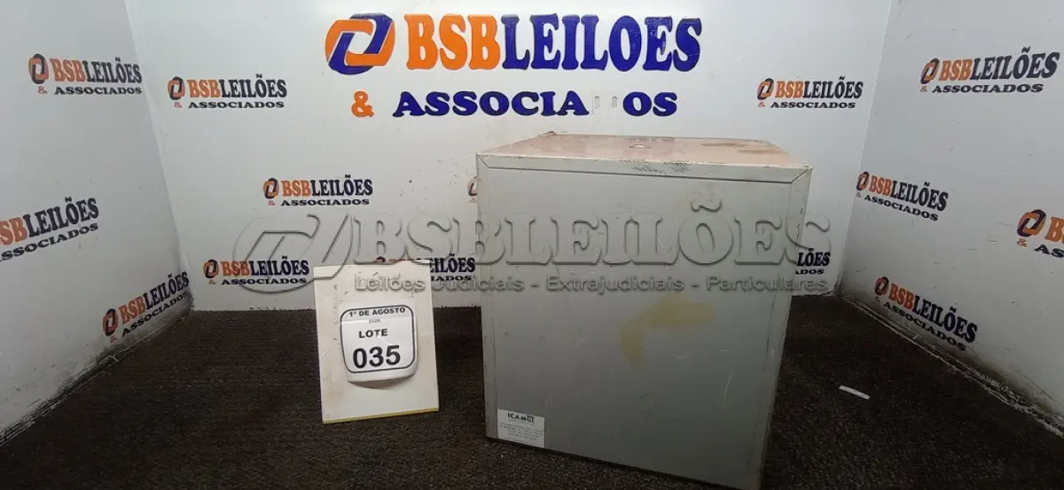 LOTE 035 - 01 ESTUFA PARA ESTERILIZAÇÃO MODELO ST-200 MARCA ICAMO. (NO ESTADO) ATENÇÃO! FAZER A VISITAÇÃO ANTES DE ARREMATAR, NÃO SABEMOS SE FUNCIONA, LEILÃO NÃO TEM GARANTIA E NEM DEVOLUÇÃO, SUJEITO A POSSÍVEIS AVARIAS VISÍVEIS/OCULTAS E/OU AUSÊNCIA DE COMPONENTES.