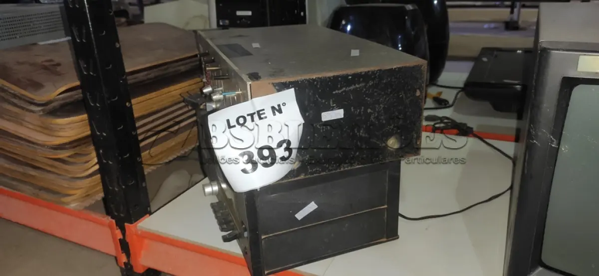 LOTE 393 -   01 STEREO MIXER CCE DX6060 E 01 TAPE DECK GRADIENTE CD 5500 (NO ESTADO) ATENÇÃO! FAZER A VISITAÇÃO ANTES DE ARREMATAR, NÃO SABEMOS SE FUNCIONA, LEILÃO NÃO TEM GARANTIA E NEM DEVOLUÇÃO, SUJEITO A POSSÍVEIS AVARIAS VISÍVEIS/OCULTAS E/OU AUSÊNCIA DE COMPONENTES.