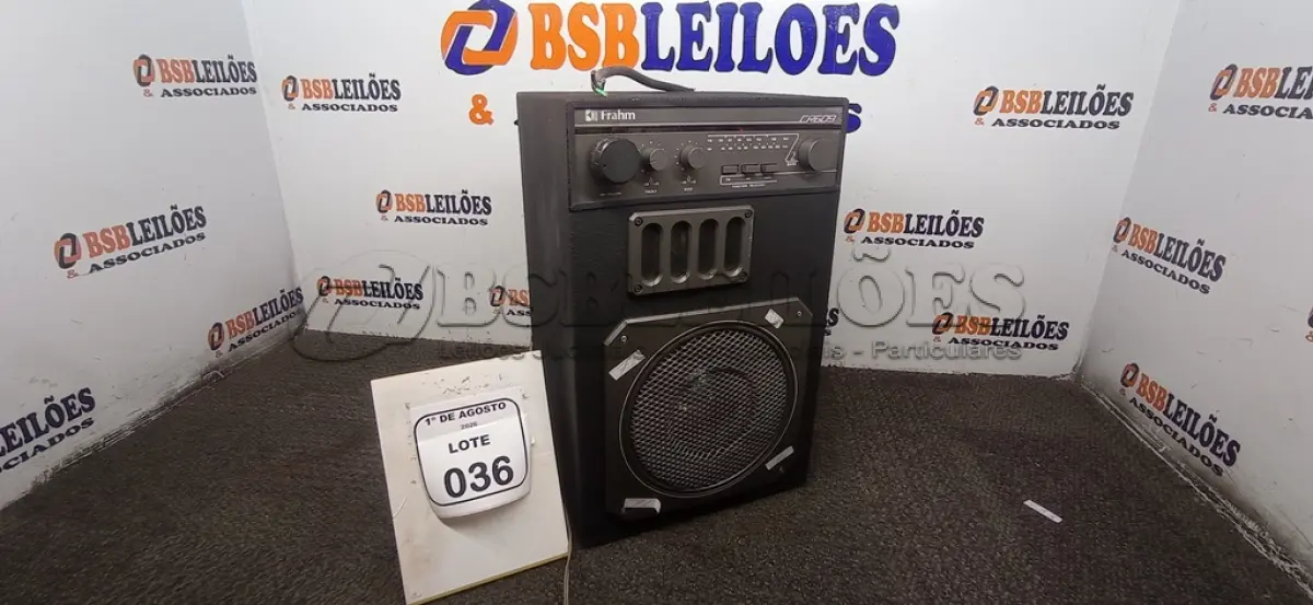 LOTE 036 - 01 CAIXA AMPLIFICADA MODELO CR609 MARCA FRAHM. (NO ESTADO) ATENÇÃO! FAZER A VISITAÇÃO ANTES DE ARREMATAR, NÃO SABEMOS SE FUNCIONA, LEILÃO NÃO TEM GARANTIA E NEM DEVOLUÇÃO, SUJEITO A POSSÍVEIS AVARIAS VISÍVEIS/OCULTAS E/OU AUSÊNCIA DE COMPONENTES.