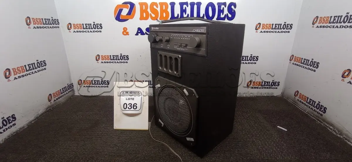 LOTE 036 - 01 CAIXA AMPLIFICADA MODELO CR609 MARCA FRAHM. (NO ESTADO) ATENÇÃO! FAZER A VISITAÇÃO ANTES DE ARREMATAR, NÃO SABEMOS SE FUNCIONA, LEILÃO NÃO TEM GARANTIA E NEM DEVOLUÇÃO, SUJEITO A POSSÍVEIS AVARIAS VISÍVEIS/OCULTAS E/OU AUSÊNCIA DE COMPONENTES.