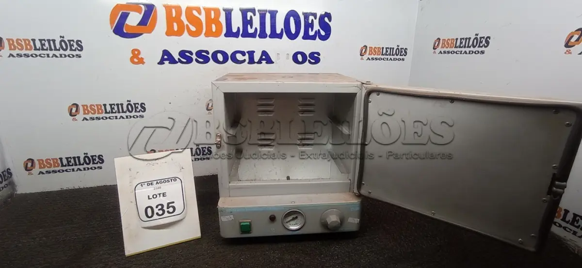 LOTE 035 - 01 ESTUFA PARA ESTERILIZAÇÃO MODELO ST-200 MARCA ICAMO. (NO ESTADO) ATENÇÃO! FAZER A VISITAÇÃO ANTES DE ARREMATAR, NÃO SABEMOS SE FUNCIONA, LEILÃO NÃO TEM GARANTIA E NEM DEVOLUÇÃO, SUJEITO A POSSÍVEIS AVARIAS VISÍVEIS/OCULTAS E/OU AUSÊNCIA DE COMPONENTES.