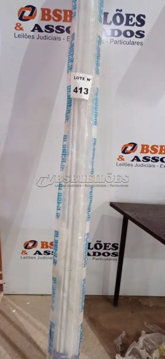 LOTE 413 - 01 PORTA SANFONADA PVC DE 0,86X2,10 NA COR BRANCA MARCA PLASTILIT. (NO ESTADO) ATENÇÃO! FAZER A VISITAÇÃO ANTES DE ARREMATAR, NÃO SABEMOS SE FUNCIONA, LEILÃO NÃO TEM GARANTIA E NEM DEVOLUÇÃO, SUJEITO A POSSÍVEIS AVARIAS VISÍVEIS/OCULTAS E/OU AUSÊNCIA DE COMPONENTES.