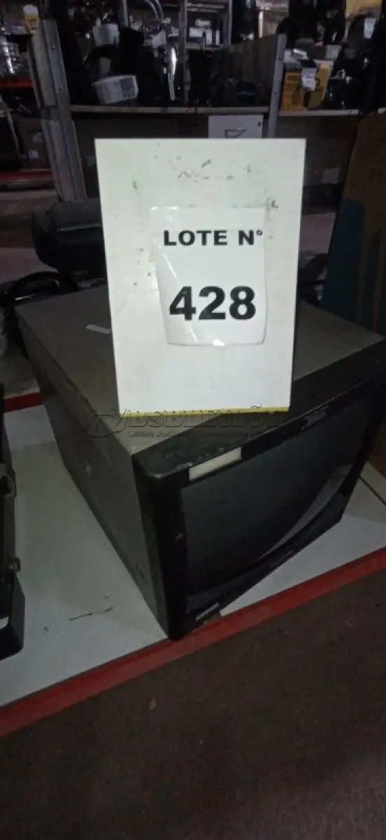LOTE 428 -  01 MONITOR DE VÍDEO PANASONIC.  (NO ESTADO) ATENÇÃO! FAZER A VISITAÇÃO ANTES DE ARREMATAR, NÃO SABEMOS SE FUNCIONA, LEILÃO NÃO TEM GARANTIA E NEM DEVOLUÇÃO, SUJEITO A POSSÍVEIS AVARIAS VISÍVEIS/OCULTAS E/OU AUSÊNCIA DE COMPONENTES.