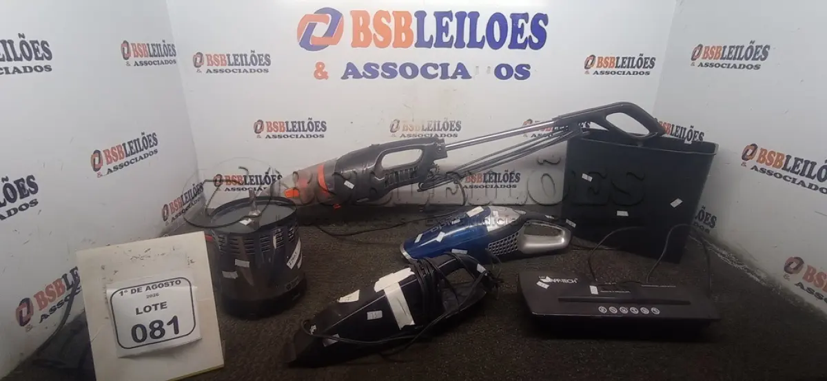 LOTE 081 - 01 FRAGMENTADORA DE PAPEL, 03 ASPIRADORES DE PÓ DE MARCAS E MODELOS DIVERSOS E 01 MOTOR DE LIQUIDIFICADOR. (NO ESTADO) ATENÇÃO! FAZER A VISITAÇÃO ANTES DE ARREMATAR, NÃO SABEMOS SE FUNCIONA, LEILÃO NÃO TEM GARANTIA E NEM DEVOLUÇÃO, SUJEITO A POSSÍVEIS AVARIAS VISÍVEIS/OCULTAS E/OU AUSÊNCIA DE COMPONENTES.