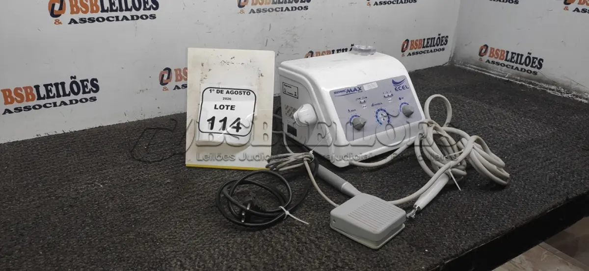 LOTE 114 - 01 APARELHO PARA ULTRASSOM ODONTOLÓGICO MODELO SONIC MAX PLUS MARCA ECEL. (NO ESTADO) ATENÇÃO! FAZER A VISITAÇÃO ANTES DE ARREMATAR, NÃO SABEMOS SE FUNCIONA, LEILÃO NÃO TEM GARANTIA E NEM DEVOLUÇÃO, SUJEITO A POSSÍVEIS AVARIAS VISÍVEIS/OCULTAS E/OU AUSÊNCIA DE COMPONENTES.