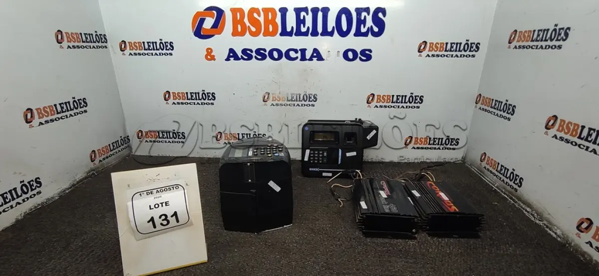 LOTE 131 - 02 RELÓGIOS DE PONTO E 02 MÓDULOS DE SOM MARCA CORZUS. (NO ESTADO) ATENÇÃO! FAZER A VISITAÇÃO ANTES DE ARREMATAR, NÃO SABEMOS SE FUNCIONA, LEILÃO NÃO TEM GARANTIA E NEM DEVOLUÇÃO, SUJEITO A POSSÍVEIS AVARIAS VISÍVEIS/OCULTAS E/OU AUSÊNCIA DE COMPONENTES.